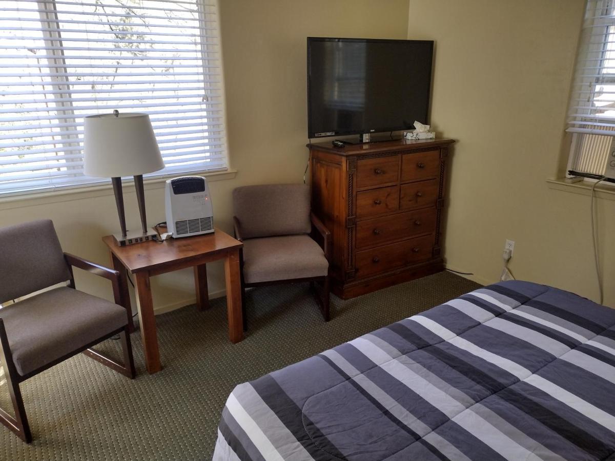 Yosemite Gatekeeper'S Lodge เอลพอร์ทัล ภายนอก รูปภาพ