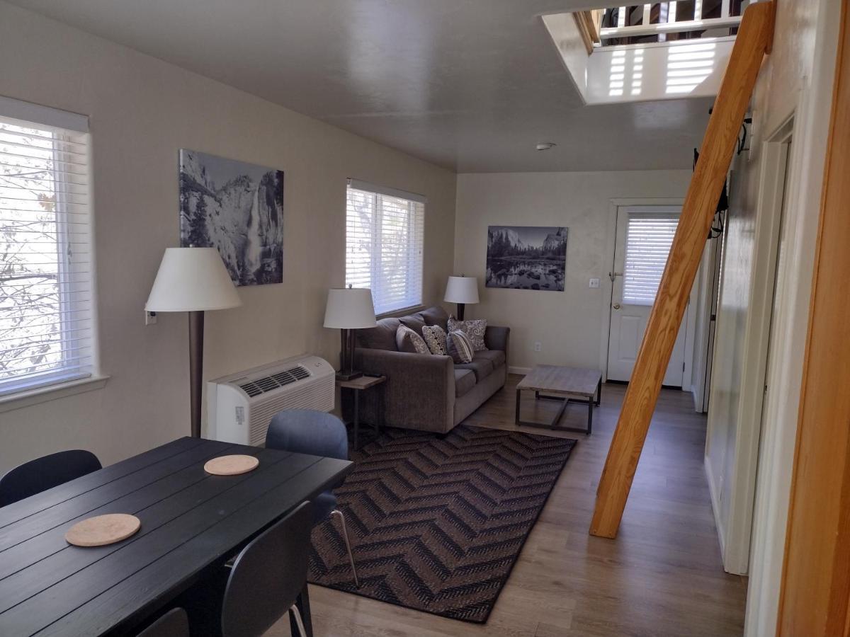 Yosemite Gatekeeper'S Lodge เอลพอร์ทัล ภายนอก รูปภาพ